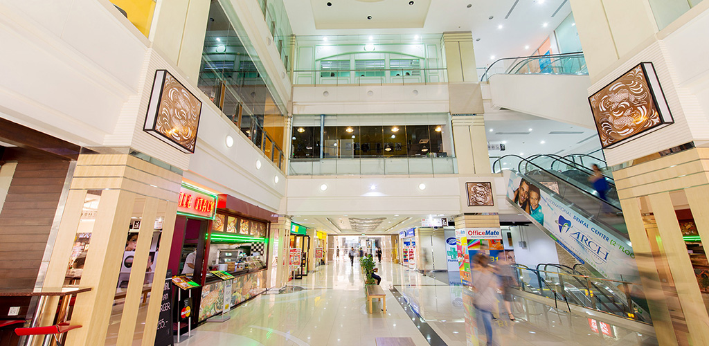 Jasmine City Complex Jasmine city complex in the heart of sukhumvit